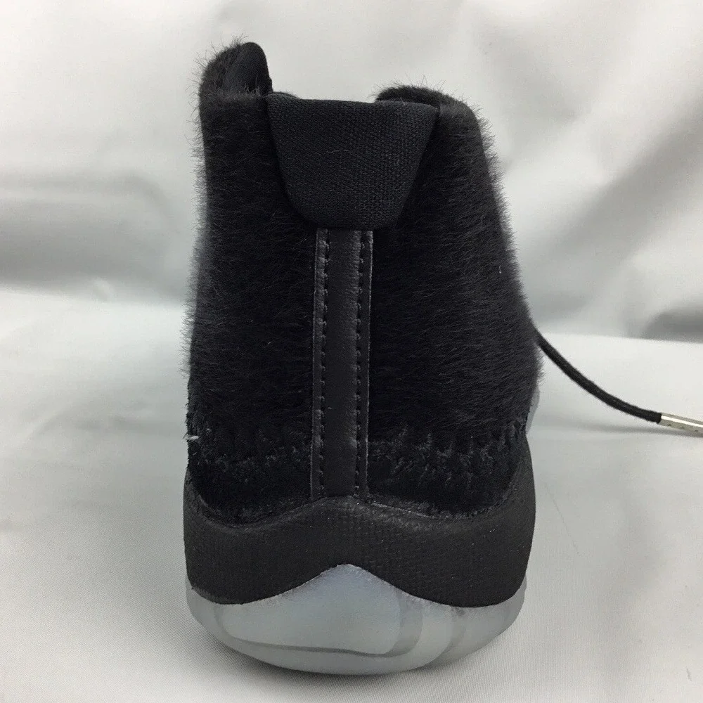 Nike Air Jordan Future Lifestyle Fur Womens Sz 7 Black Sneakers Shoes AR0726-006